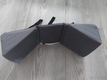 Thule Chariot opora hlavy cyklovozík - 2