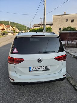Predám VW Touran 2.0 TDI 140kw Automatická prevodovka R-line - 2