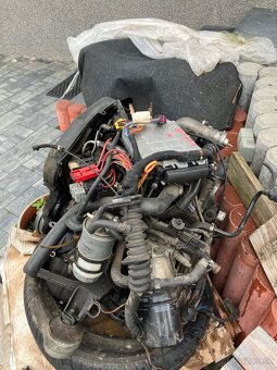 Audi a4 b5 1,9 81 kW - 2