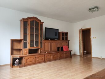 Prenájom,3 - izbový byt Ťahanovce - 2