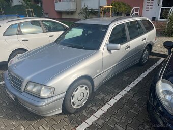 Mercedes-Benz W202 - 2