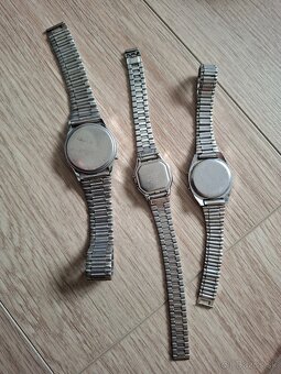 Staré digitálne hodinky - 2