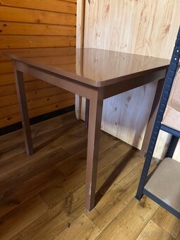 Stoly a stoličky - 2