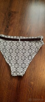 PLÁVKOVÉ NOHAVIČKY - 2