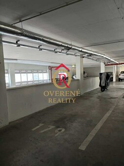 Na predaj vnútorné parkovacie miesto vo Zvolene - Západ/ P01 - 2