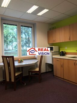 Byt v centre Popradu, bezbariérový, prízemie, vhodný aj na p - 2