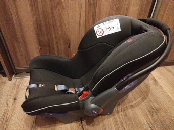 Predám detskú sedačku (vajíčko) Klippan Dinofix - 2