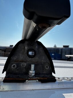 Priečne nosiče na pevné body - 2