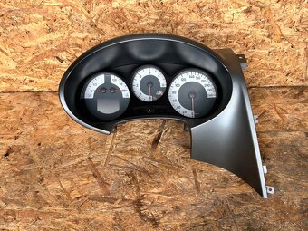 Seat Leon FR 1P budíky EU - 2