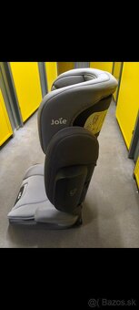 Autosedačka Joie Traver od 15 do 36kg - 2