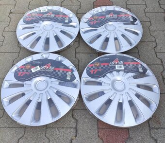 Kryty kolies 17" - 2