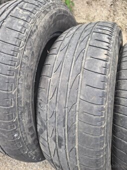 Predám pneumatiky 215/65 R16 - 2