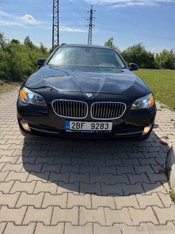 BMW F11 2011 530d 248t km 3.0d Automat kůže nové přední brzd - 2