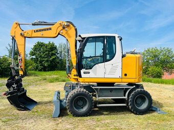 Kolesové rypadlo Liebherr A910 Compact - 2