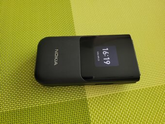 Predám NOKIU 2720 Flip - 2