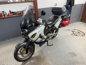Honda Varadero 1000 XLV - 2