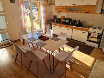 Donovaly, dom, 2 x 4 lôžkové apartmány - 2