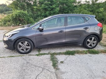 Kia ceed 1,6 CRDi 94kw automat Gold kúpené SR - 2