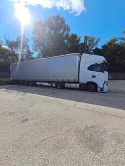 Iveco S-Way 490 - 2