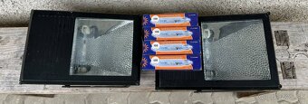 2ks priemyselne vybojkove svetla 150W + vybojky - 2