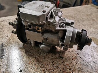 Ford Mondeo Mk3 Vstrekovacie čerpadlo - 2