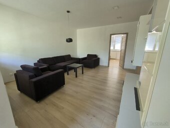 Prenájom 3-izbového bytu SNP - 2