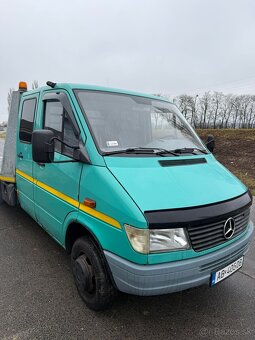 Odťahovka Mercedes-Benz - 2