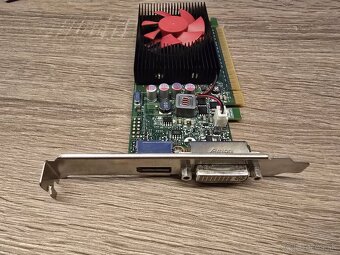 Grafická karta Nvidia Geforce GT 730 2gb - 2