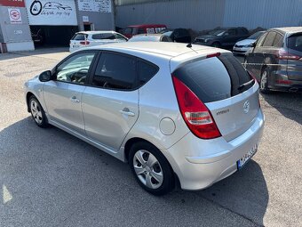 Hyundai i30,1.4 cvvt,M5 - 2