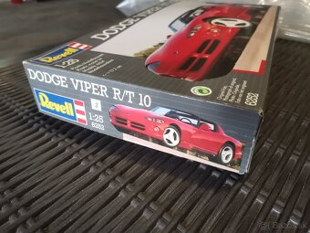 DODGE  VIPER R/T10 PLASTIKOVÝ MODEL - 2