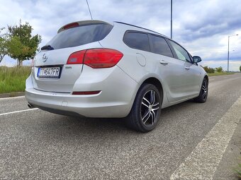 Opel Astra 2,0 cdti 118 kw 2011 - 2