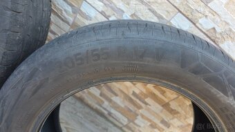 Predám 2xletné pneumatiky Continental EcoContact6 205/55 r17 - 2