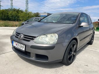 Volkswagen Golf 5 1.9TDI - 2
