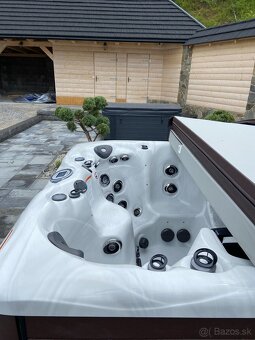Záhradná vírivka MasterSpas® LSX 700 – 214x214x97 cm - 2