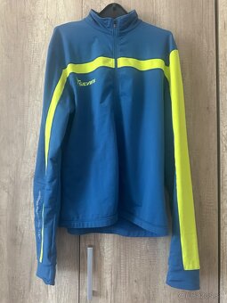 Mikina Bora XL, dres Silviny L, čiapka Eisbar - 2