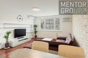 360° VR - Ponúkame na predaj pekný, 2i. byt v Starom Meste - - 2