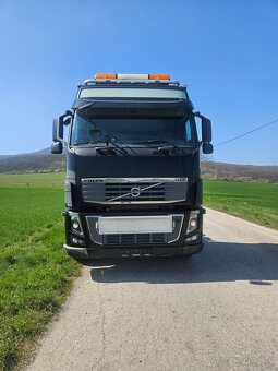 Tahač volvo FH16 700 6x4 r.v.2013 automat,hydraulika - 2