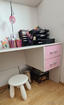 Predám písací stôl + skrinka + stolička - 2