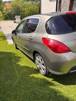 Peugeot 308 - 2