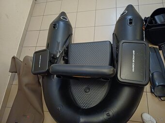 Predám belly boat Savage Gear - 2