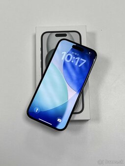 iPhone 15 128GB - 2