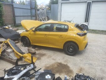 Peugeot 208 - 2