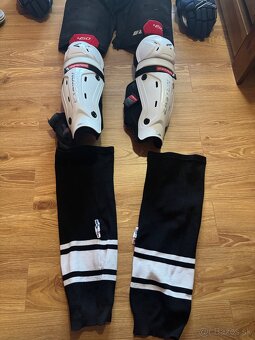 Hokejová výstroj - 2