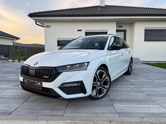 Škoda Octavia RS Plus Combi 4x4 147KW Kamera/Ťažné/DCC/Virtu - 2