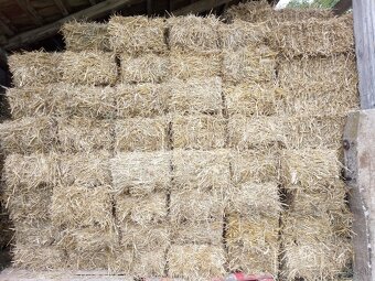 slama malé balíky - 2