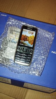 2x Nokia E52 Kompletní balení - 2
