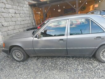 Mercedes C200D,Typ 124.120 = Mercedes-Benz W124 200D (OM601) - 2