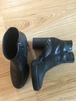 Predám topanky ECCO Sculpted - 2