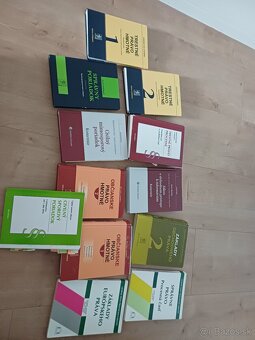 Pravnicka literatura - 2