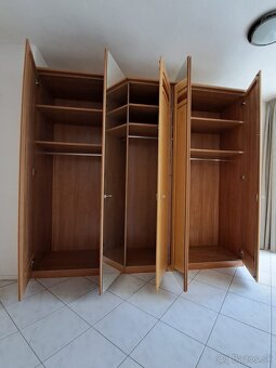 Šatníková skriňa na predaj - 2